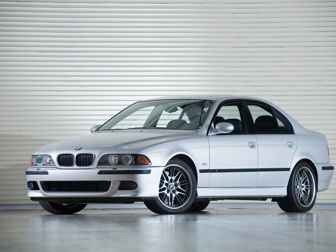 2002 BMW M5