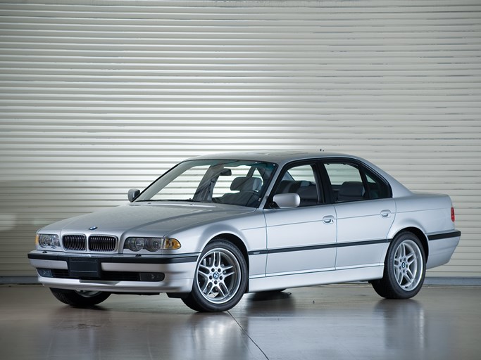 2001 BMW 740i