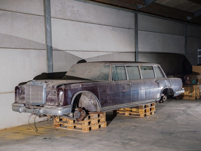 1969 Mercedes-Benz 600 Pullman Limousine