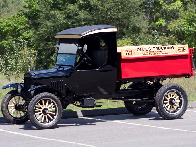 1925 Ford Model T Dump Truck