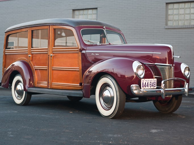 1940 Ford DeLuxe Station Wagon