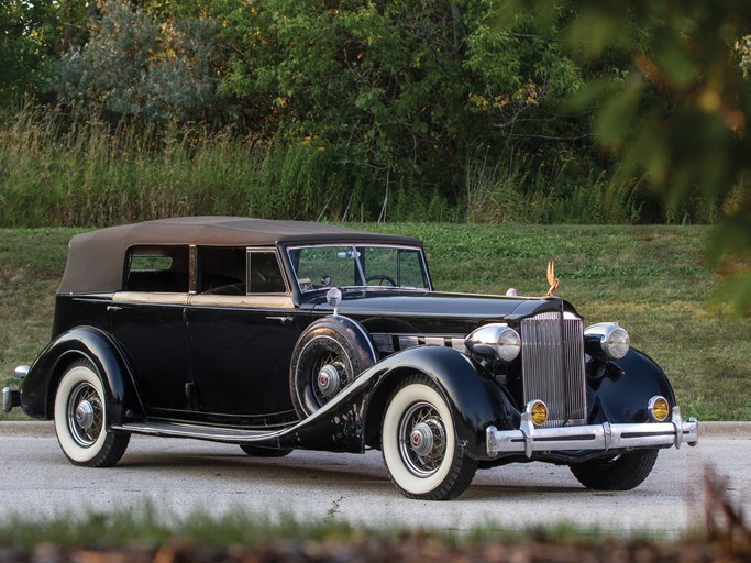 1935 Packard Super Eight Convertible Sedan