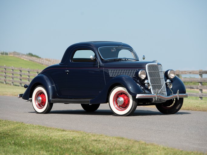 1935 Ford V-8 DeLuxe Three-Window Coupe