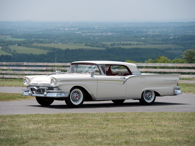 1957 Ford Fairlane 500 Skyliner Retractable Hardtop