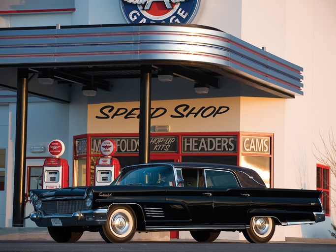 1960 Lincoln Continenal Mark V Limousine (Elvis Presley)