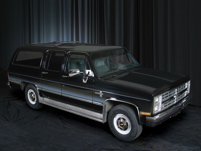 1988 Chevrolet Suburban Silverado 2500