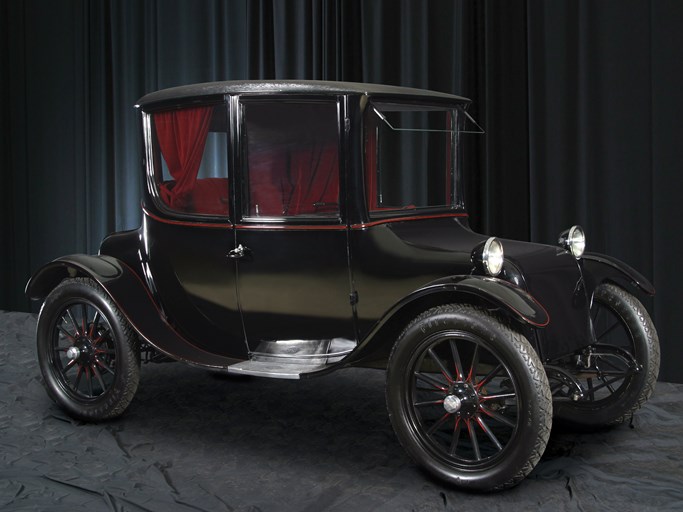 1921 Milburn Electric Brougham