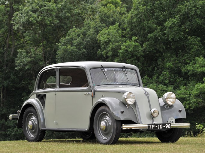 1935 Mercedes-Benz 130 H Sedan