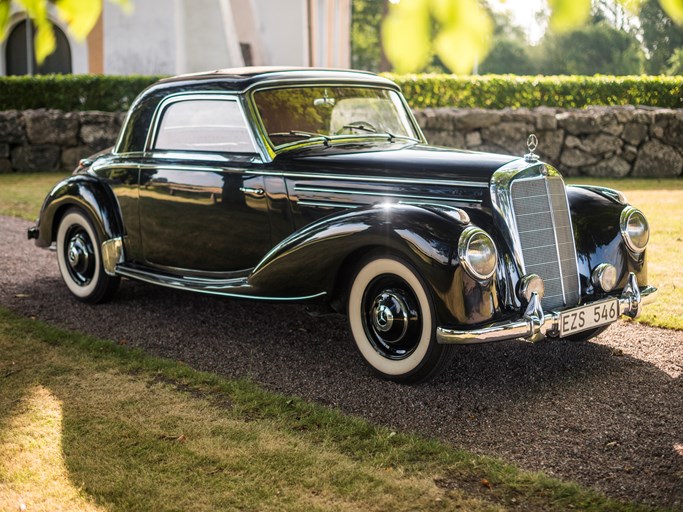 1954 Mercedes-Benz 220 CoupÃ©