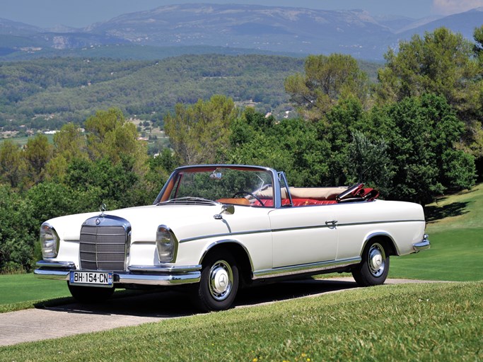 1965 Mercedes-Benz 300 SE Cabriolet