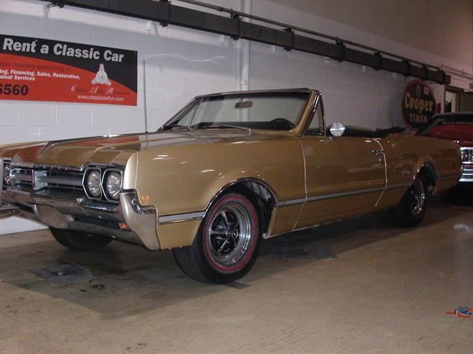 1966 Oldsmobile Cutlass 2D