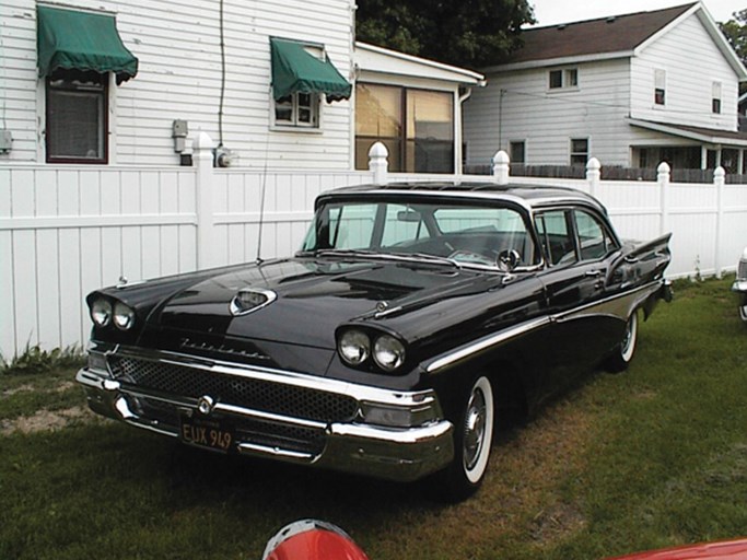 1958 Ford Fairlane 500 4D