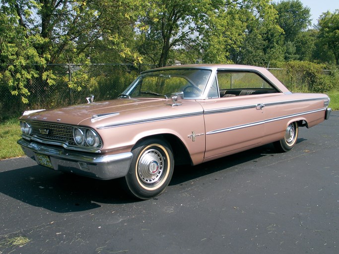 1963 Ford Galaxie (Larry Bird car) 2D