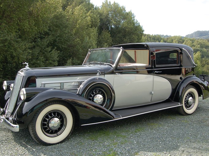 1937 Pierce-Arrow Model 1702 Metropolitan Town Brougham