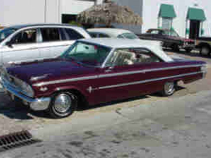 1963 Ford Galaxie XL 2D