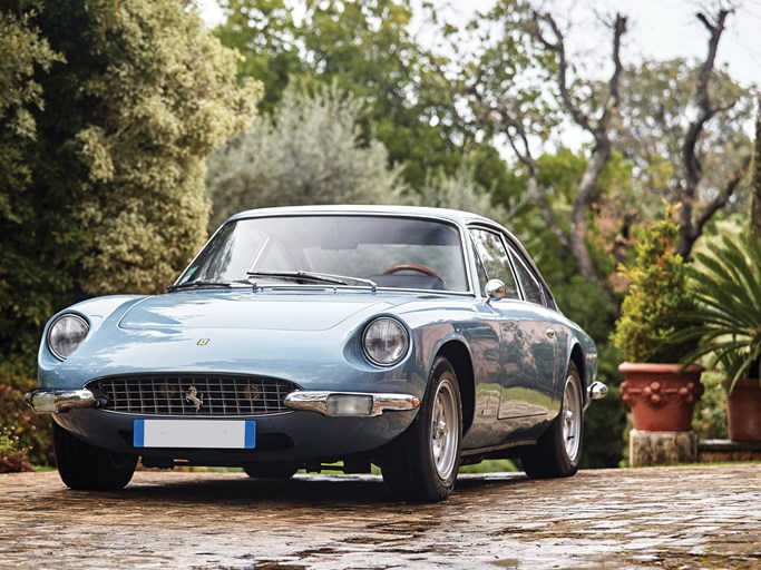 1969 Ferrari 365 GT 2+2 by Pininfarina