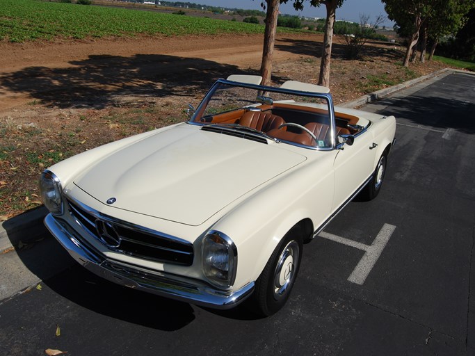 1966 Mercedes-Benz 230SL Roadster
