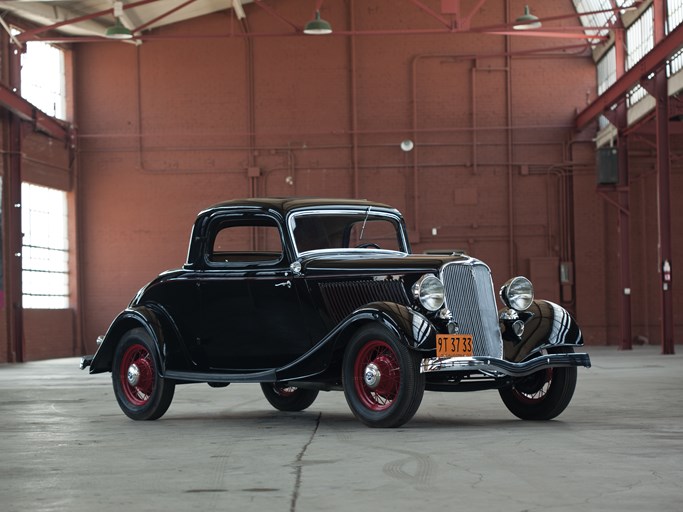 1933 Ford V-8 DeLuxe Three-Window Coupe