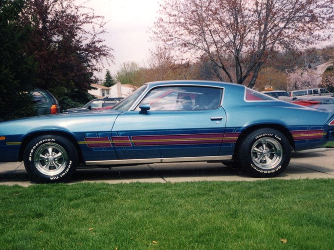 1975 Chevrolet Camaro 2D