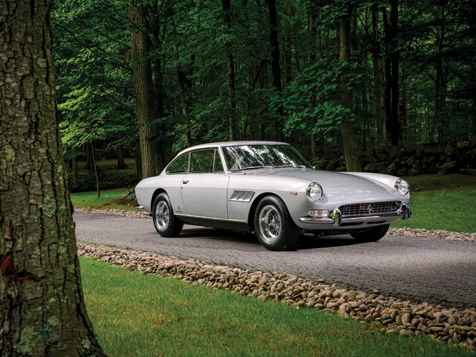 1967 Ferrari 330 GT 2+2 Series II by Pininfarina