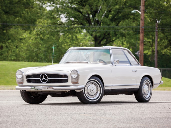 1967 Mercedes-Benz 230 SL Roadster