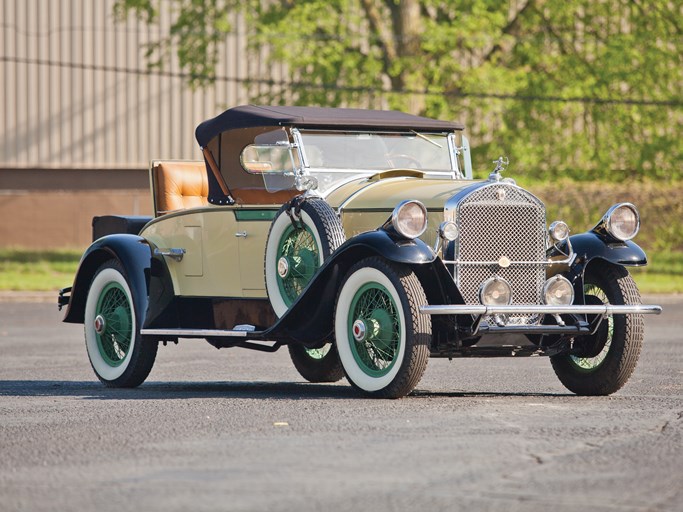 1928 Pierce-Arrow Model 81 Runabout