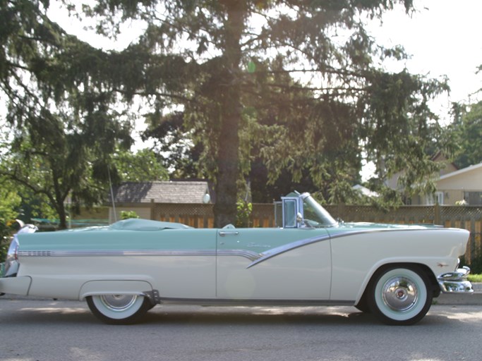 1956 Ford Sunliner Convertible