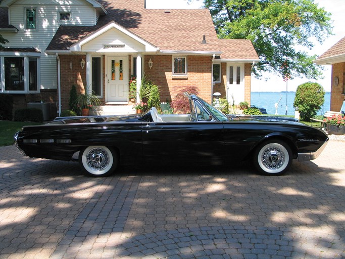 1962 Ford Thunderbird Convertible