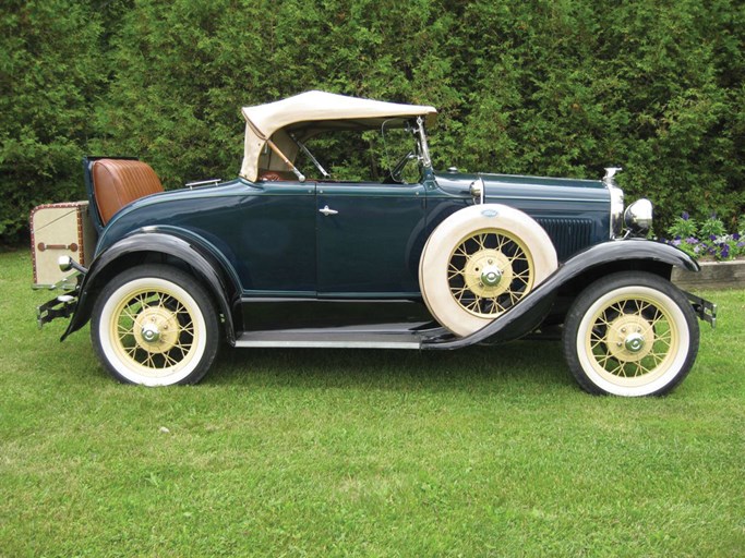 1931 Ford Model A Deluxe Roadster