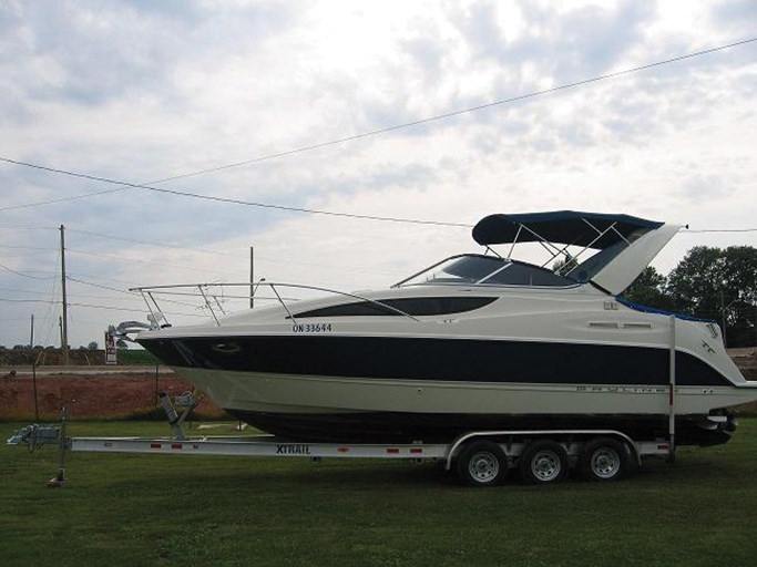 2005 Bayliner 285