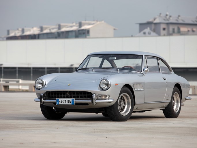 1966 Ferrari 330 GT 2+2 Series II by Pininfarina