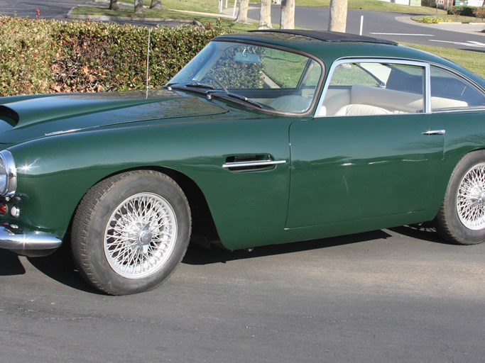 1961 Aston Martin DB4