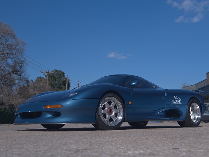 1993 Jaguar XJR - 15