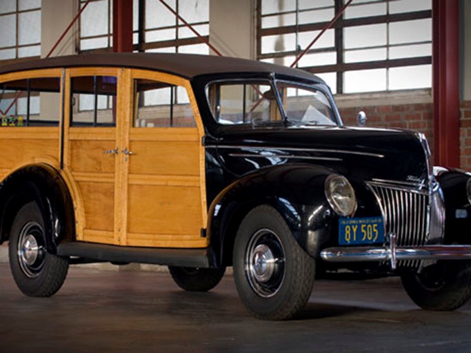 1939 Ford Deluxe Station Wagon