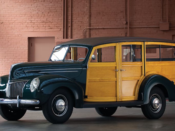 1939 Ford Deluxe Station Wagon