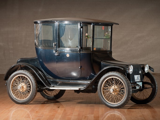 1918 Detroit Electric Model 75B Brougham