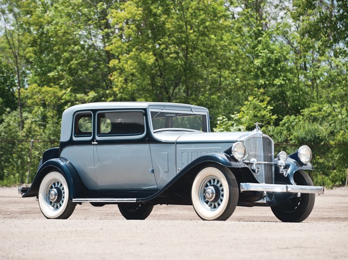 1932 Pierce-Arrow Model 54 Club Brougham