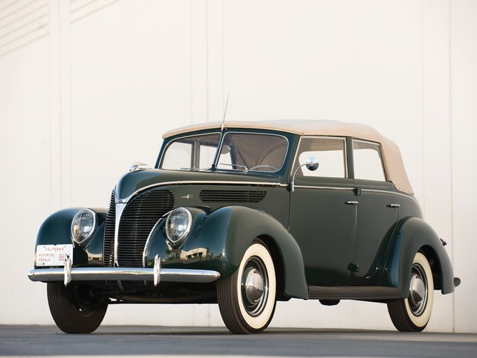 1938 Ford DeLuxe Convertible Sedan