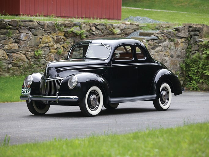 1939 Ford DeLuxe Coupe