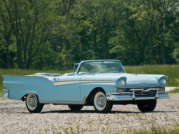 1957 Ford Fairlane 500 Sunliner Convertible