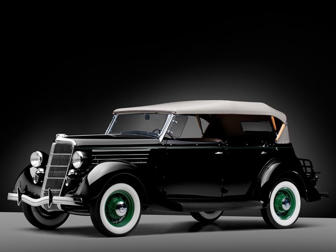 1935 Ford Deluxe Phaeton