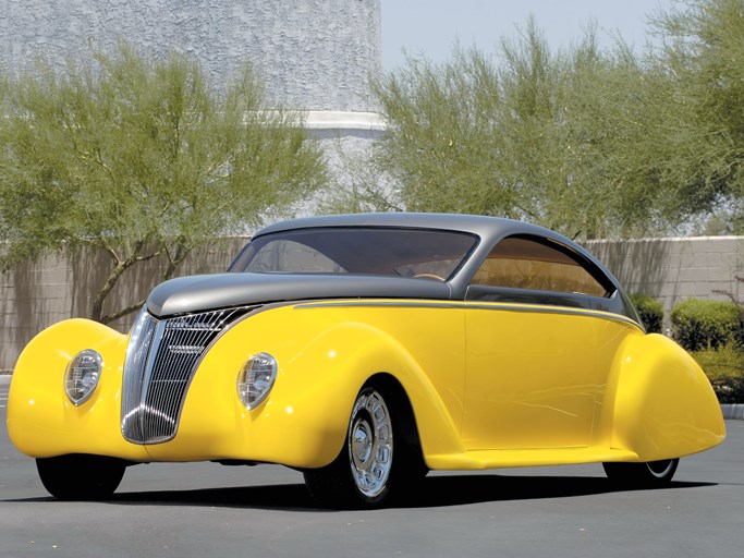 1938 Lincoln Zephyr 