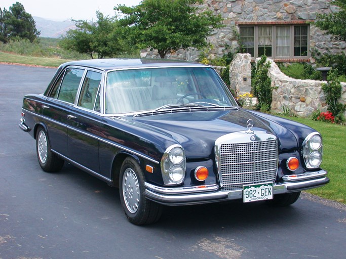 1973 Mercedes-Benz 300SEL 4.5 Sedan