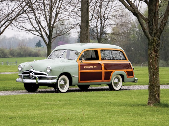 1950 Ford V-8 Custom DeLuxe Station Wagon