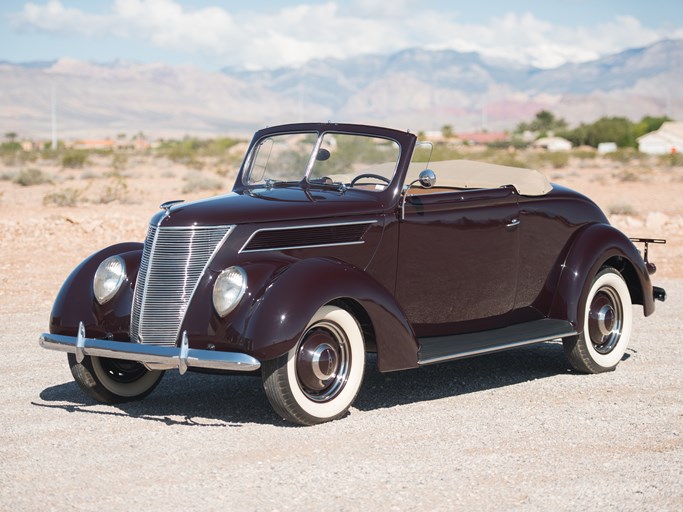 1937 Ford V-8 DeLuxe Roadster