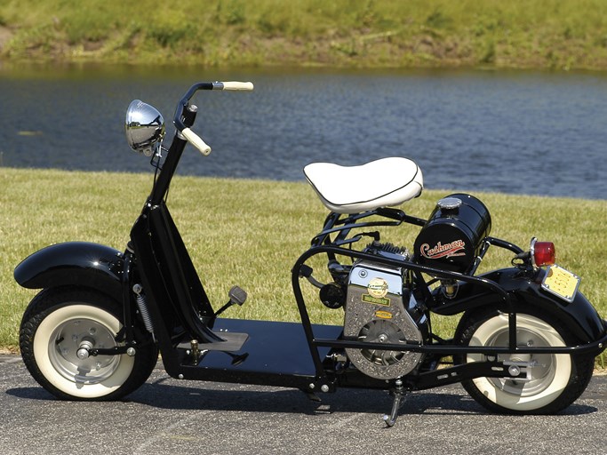 1959 Cushman Road King Tubular Scooter