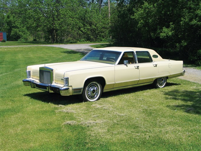 1977 Lincoln Continental Sedan