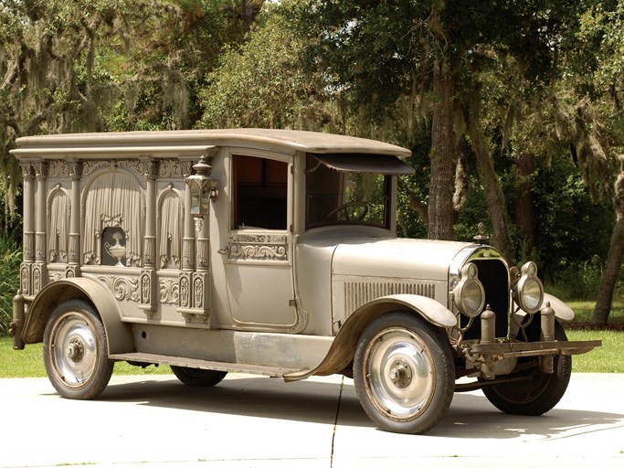 1921 Sayers & Scovill Hearse