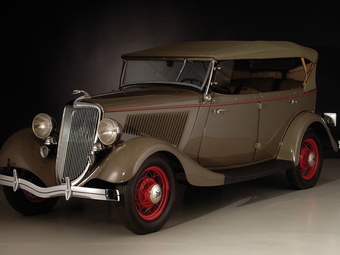 1934 Ford Deluxe Phaeton