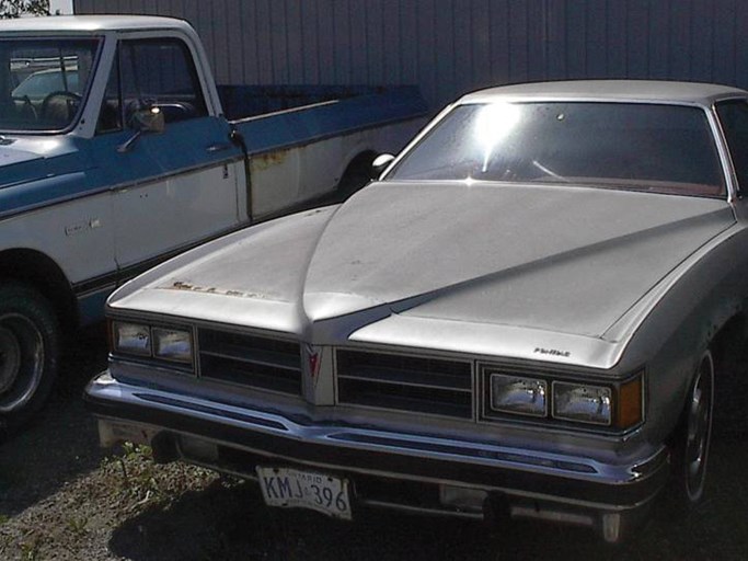 1976 Pontiac Lemans Sport Coupe